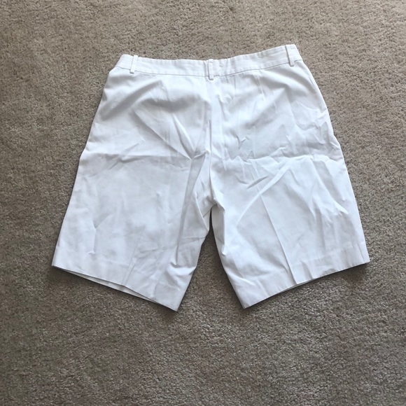 Shorts - Picture 2 of 3
